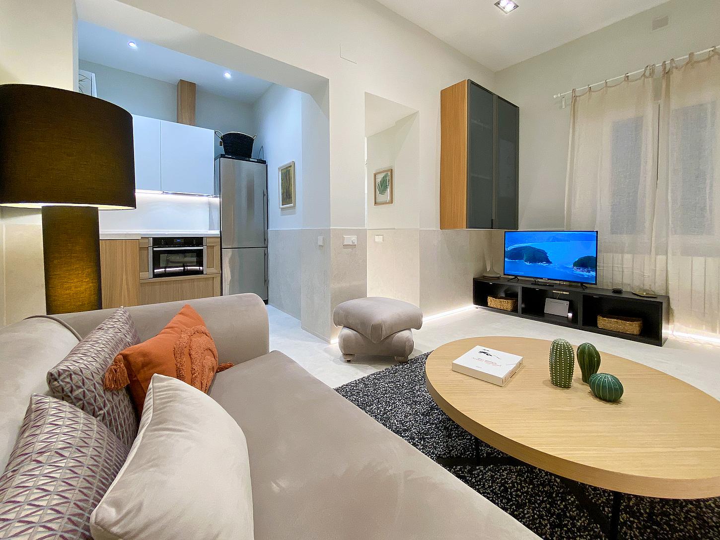 Reforma apartamento turístico Malasaña Madrid