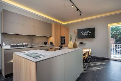 Reforma de una cocina con muebles Dica plaza moraleja Madrid